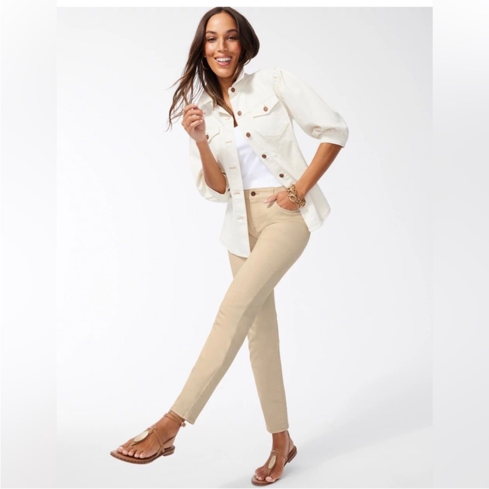 NWT CHICO'S So Slimming Girlfriend Ankle Stylish Cream Tan Pants Size 3.5 career